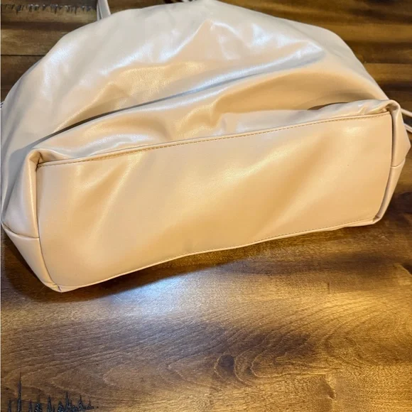 Victorias Secret Bag Bare Beige Cinch Close Tote Carry All Purse - Picture 8 of 9